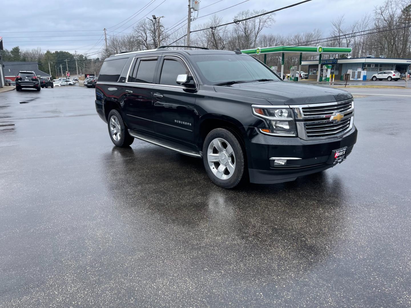 2016 Black /Brown Chevrolet Suburban LTZ 4WD (1GNSKJKC3GR) with an 5.3L V8 OHV 16V engine, 6A transmission, located at 11115 Chardon Rd. , Chardon, OH, 44024, (440) 214-9705, 41.580246, -81.241943 - Photo#2